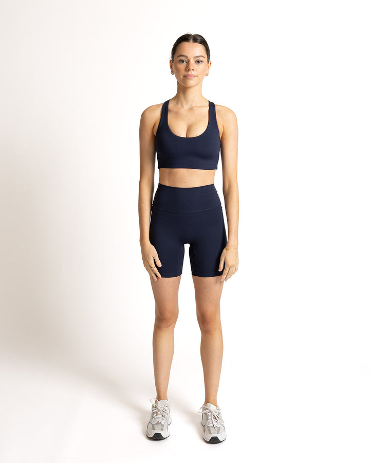 #colour_navy